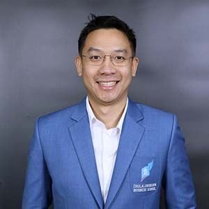 ผศ.ดร.รุ่งเกียรติ รัตนบานชื่น